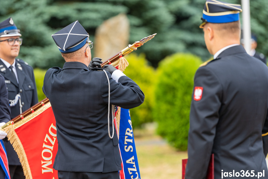 Sztandar OSP Ujazd ze Złotym Znakiem Związku OSP RP