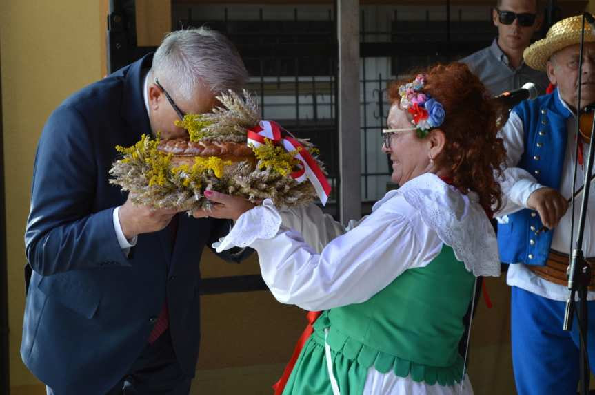 Dożynki w Bierówce. Rolnicy z gminy Jasło dziękowali za plony