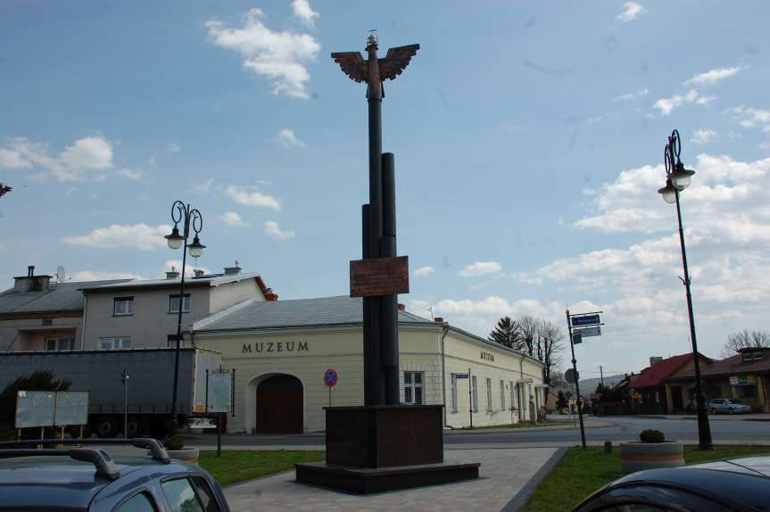 Pomnik AK ZWZ w Nowym Żmigrodzie