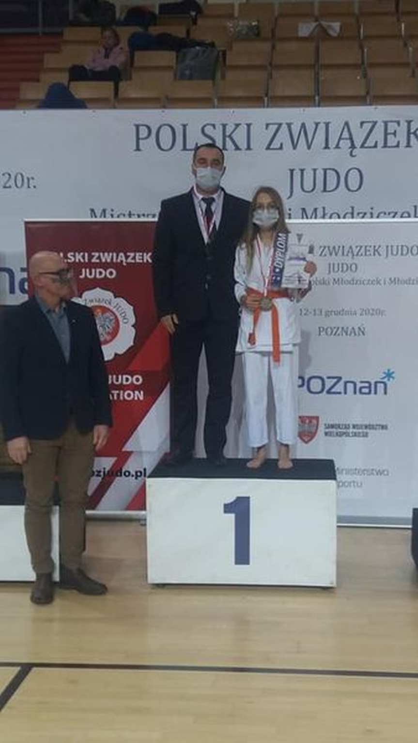 Judo. Mistrzostwa Polski Młodziczek w Poznaniu. Złoty medal Celiny Niedźwiedź