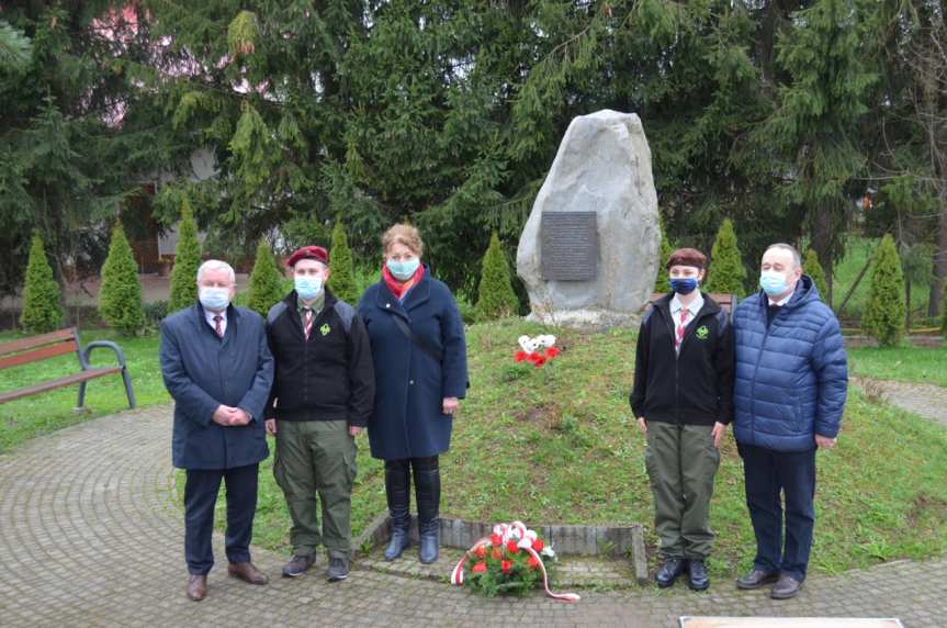 Kołaczyce. Hołd i pamięć o zamordowanych w Katyniu