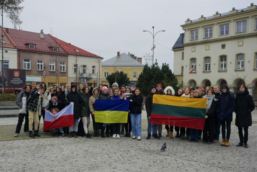 młodzież w Ożennej