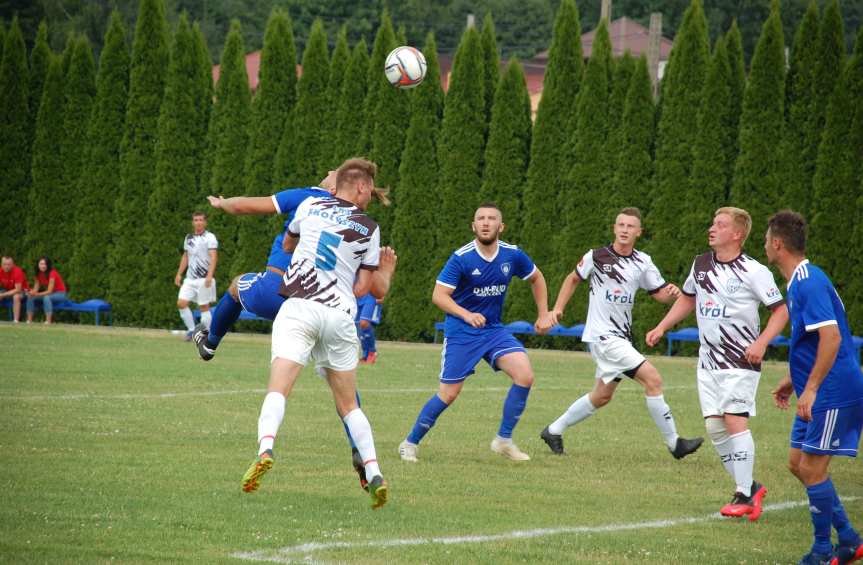 Piłka nożna. V liga. Całkowita dominacja Tempa w Skołyszynie