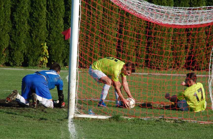 LKS Skołyszyn - Ostoja Kołaczyce