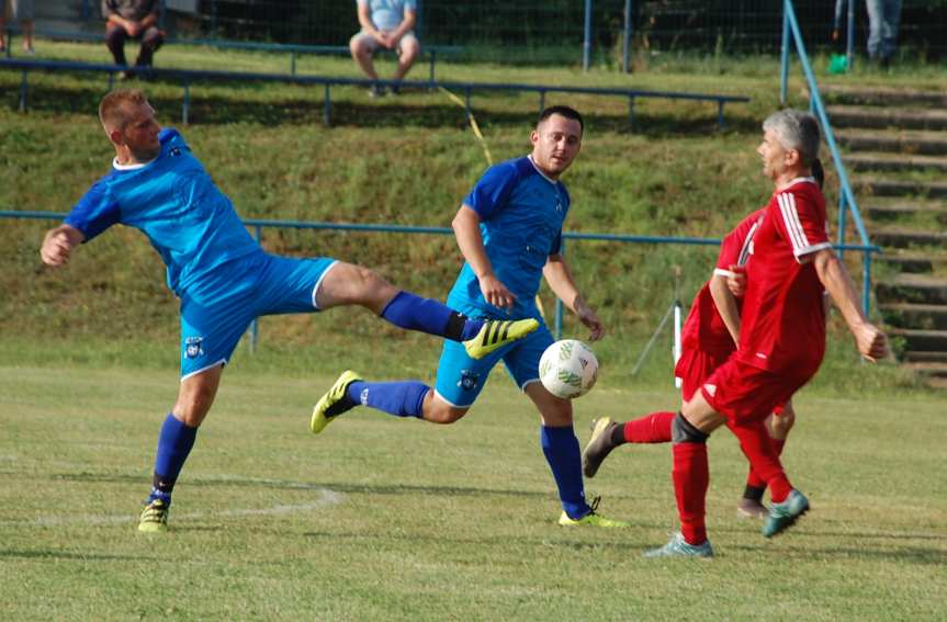 Piłka nożna. V liga. Nieskuteczność Tempa i Szarotki