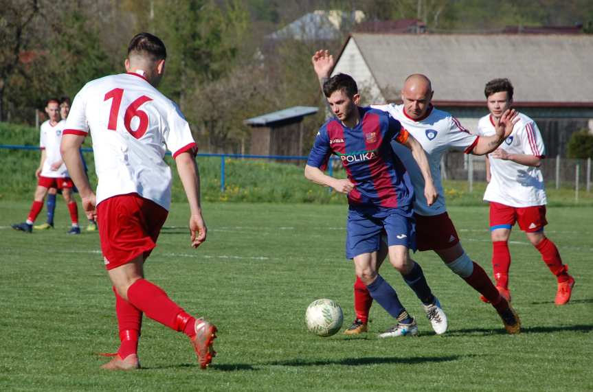 Piłka nożna. V liga. Tempo Nienaszów szybko zgasiło Iskrę