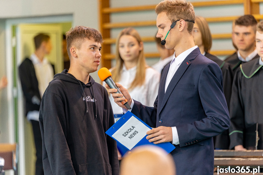 Uczniowie Zespołu Szkół Technicznych im. Bohaterów Września w Jaśle