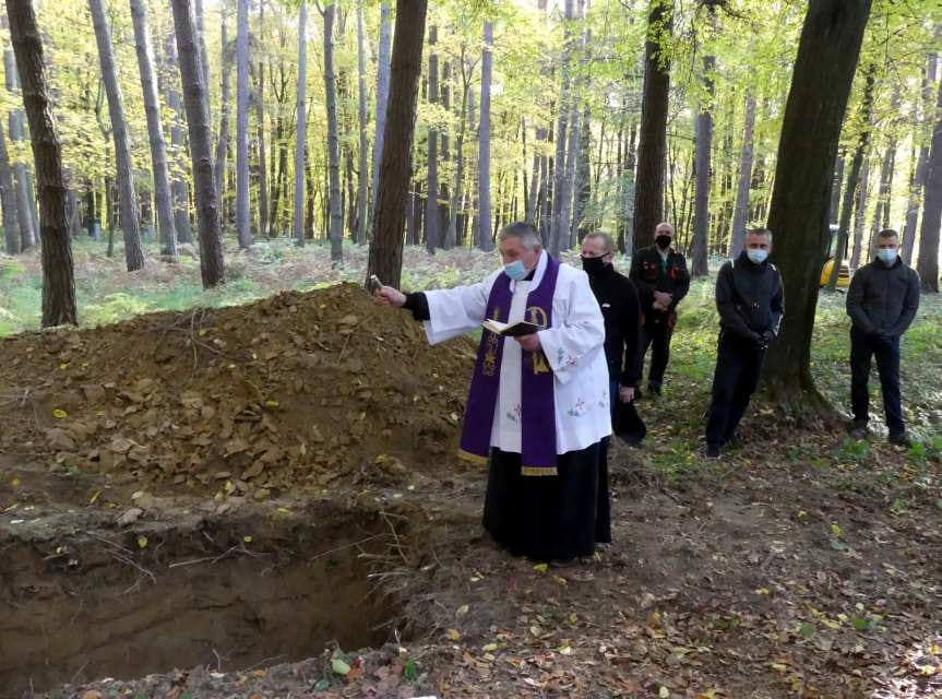 pochowano ludzkie szczątki w Warzycach