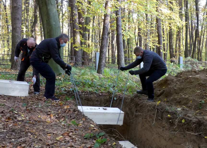 pochowano ludzkie szczątki w Warzycach