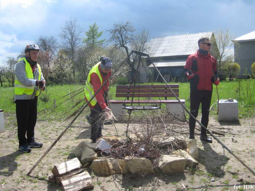 Z KK-T JDK: rowerami na Kamienne Herby