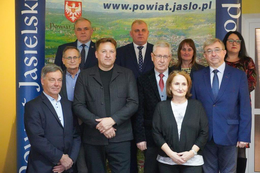 Będzie cieplej. Powiat Jasielski zapowiada termomodernizację