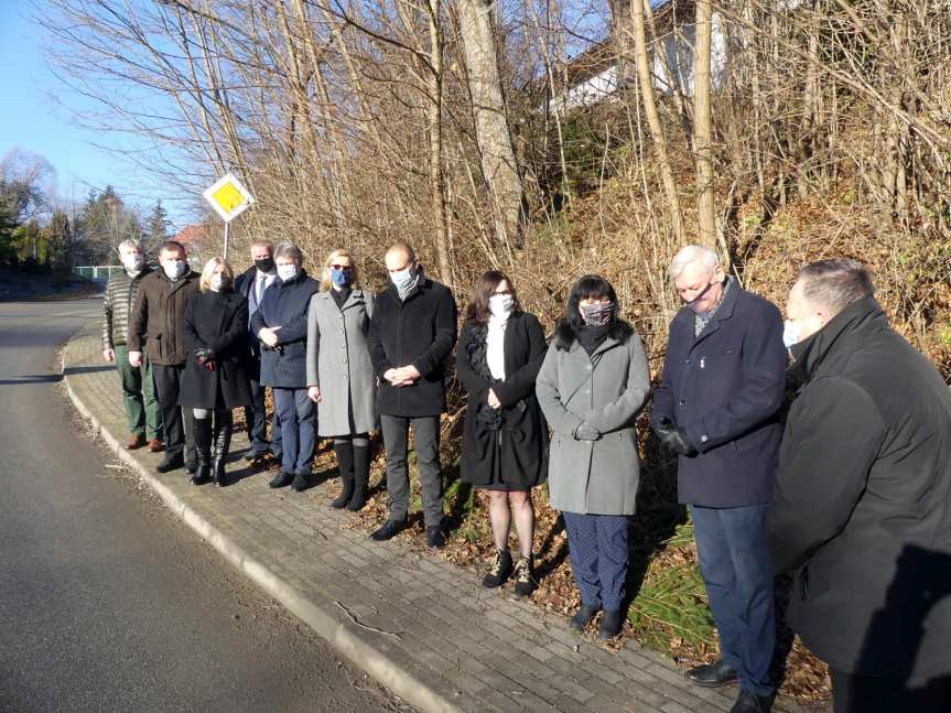 Dębowiec. Wyremontowany ostatni odcinek drogi powiatowej