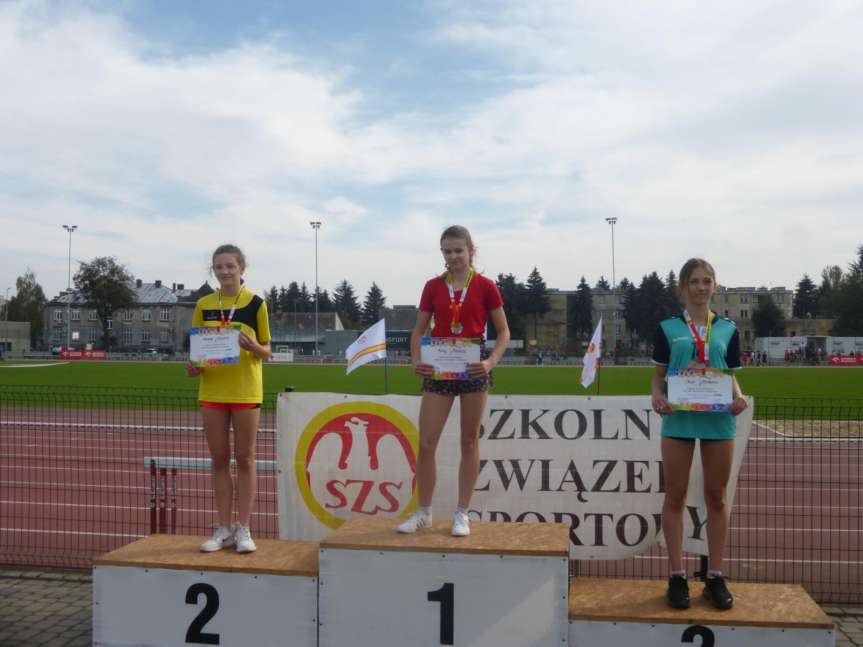 Lekkoatletyka. Sukces uczennic SP w Szebniach