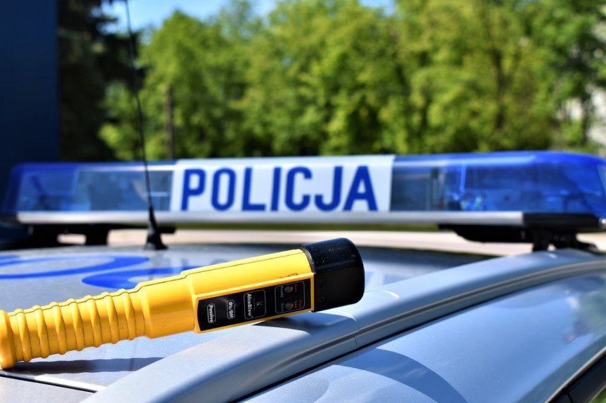 Miał zakaz prowadzenia i 1,2 promila. Wpadł podczas kontroli drogowej Miał zakaz prowadzenia i 1,2 promila. Wpadł podczas kontroli drogowej