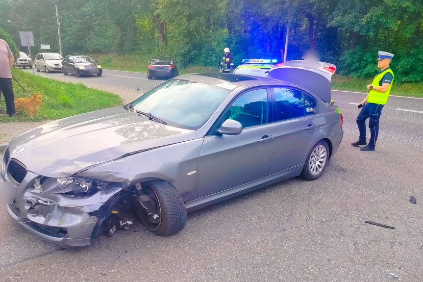 Motocyklista potrącony przez samochód Motocyklista potrącony przez samochód