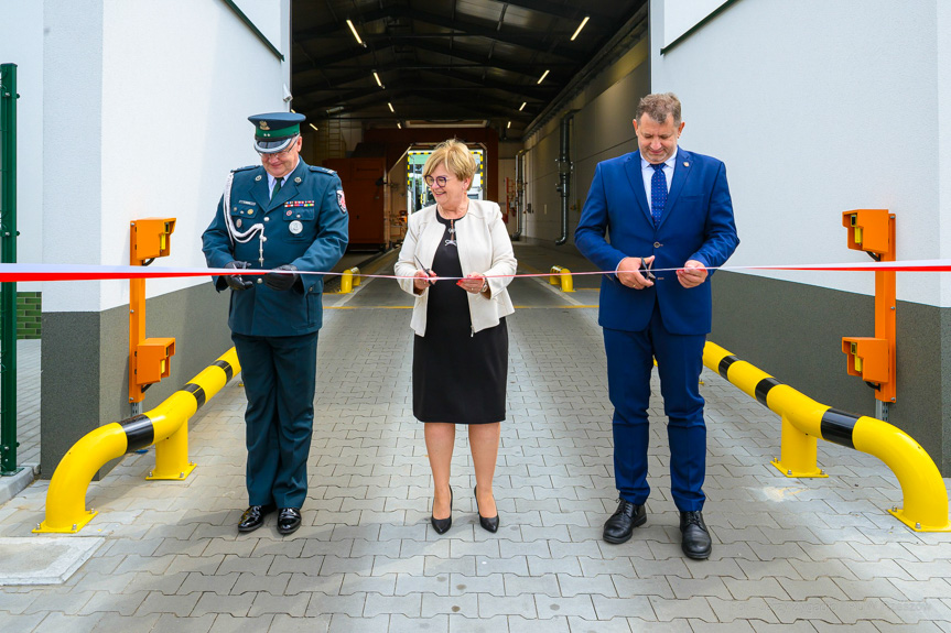 Najnowocześniejsze skanery RTG na podkarpackich przejściach granicznych Najnowocześniejsze skanery RTG na podkarpackich przejściach granicznych