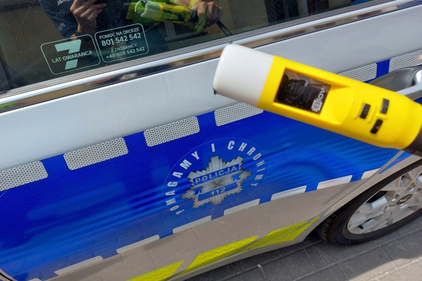 Nietrzeźwi kierowcy zatrzymani przez policjantów Nietrzeźwi kierowcy zatrzymani przez policjantów