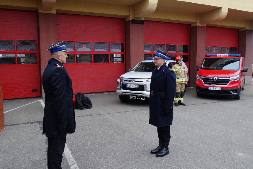 Nowe samochody dla jasielskich strażaków