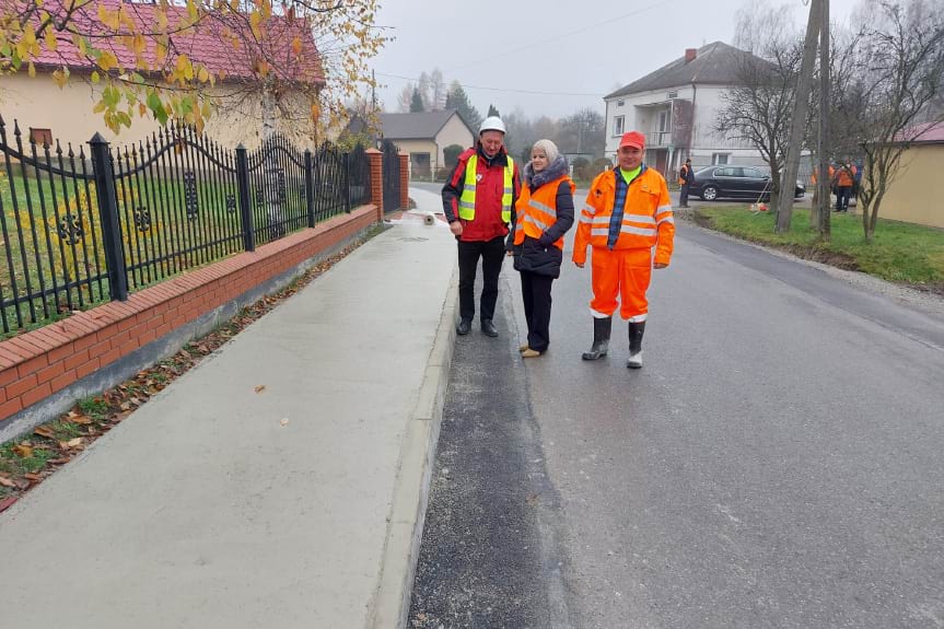 Pierwszy betonowy chodnik w powiecie jasielskim