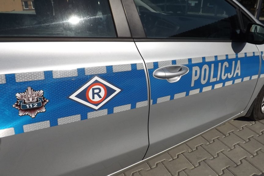 Pijany mężczyzna sprawcą kolizji Pijany mężczyzna sprawcą kolizji