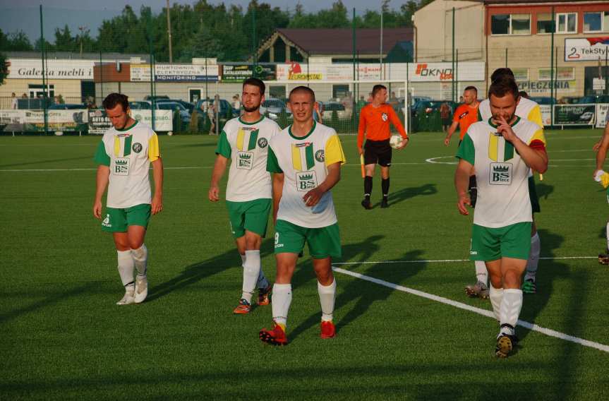 Piłka nożna. V liga. Koniec marzeń Czeluśnicy po porażce z Iskrą