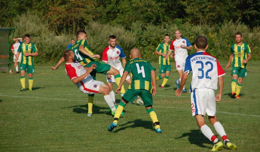 Piłka nożna. V liga krośnieńska. Czeluśnica zgasiła Iskrę. Pierwsze zwycięstwo drużyny Roberta Mastaja