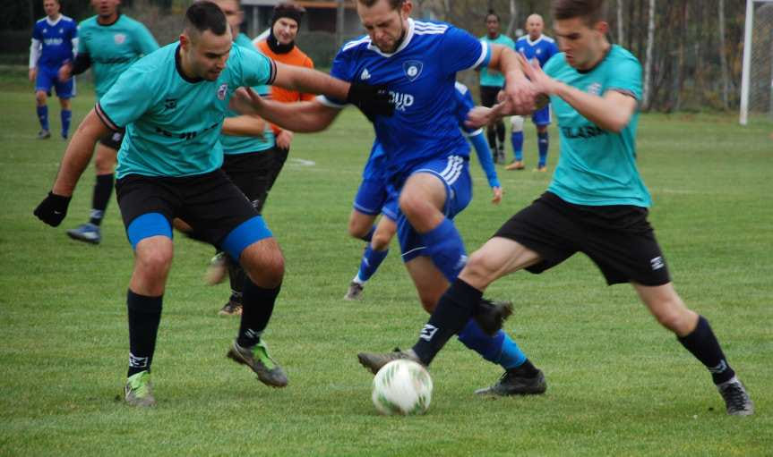 Piłka nożna. V liga krośnieńska. Dramaturgia w hicie kolejki Tempo Nienaszów - Cosmos Nowotaniec