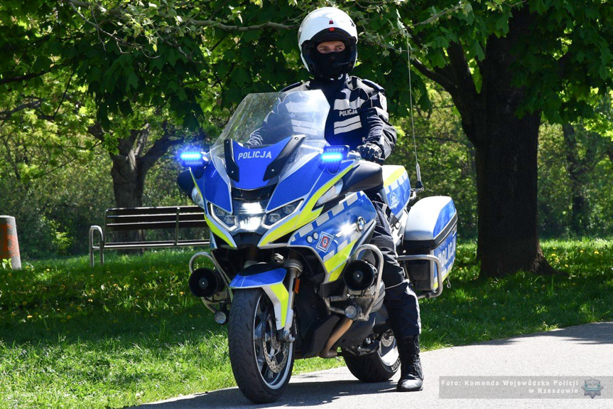 Policyjna akcja "Motocykl" na Podkarpaciu. Posypały się mandaty i zatrzymania Policyjna akcja "Motocykl" na Podkarpaciu. Posypały się mandaty i zatrzymania
