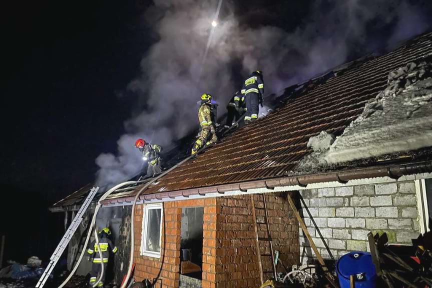 Pożar budynku w Bieździadka Góry