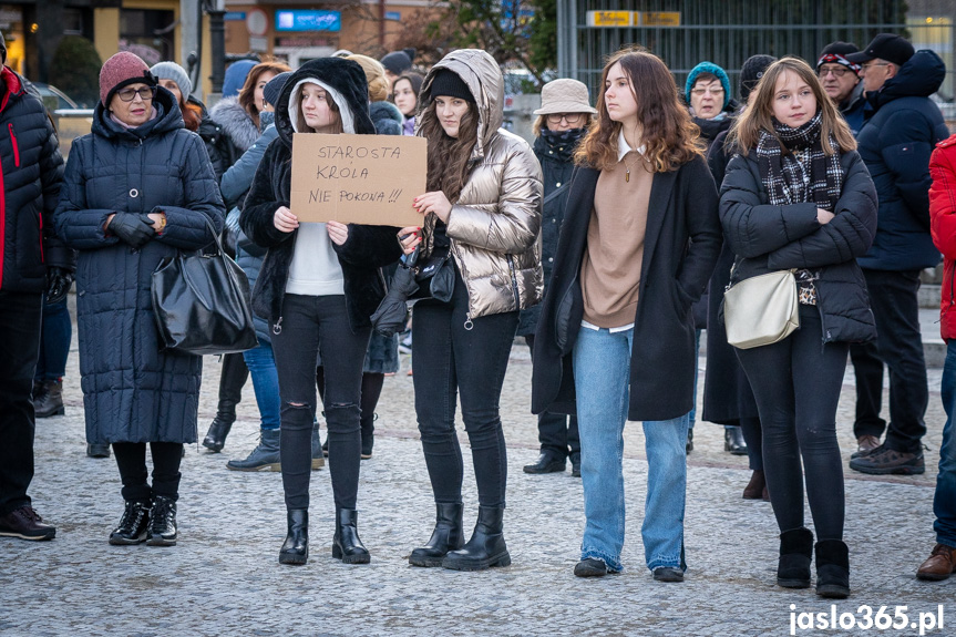 Protest w obronie I LO w Jaśle