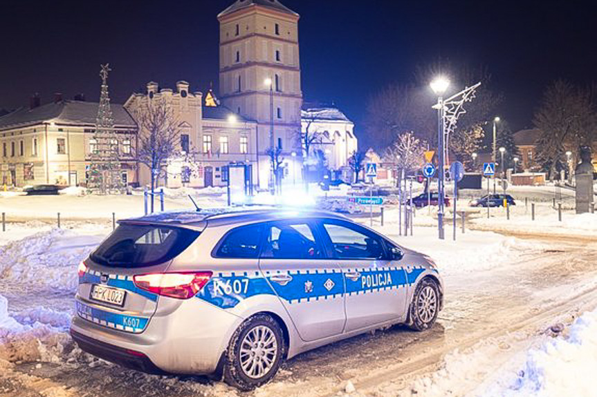 Spowodował kolizję, był pijany, nie miał uprawnień