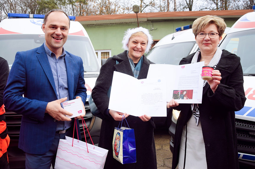Świąteczne upominki dla ratowników medycznych z Jasła od VIVO! Krosno 