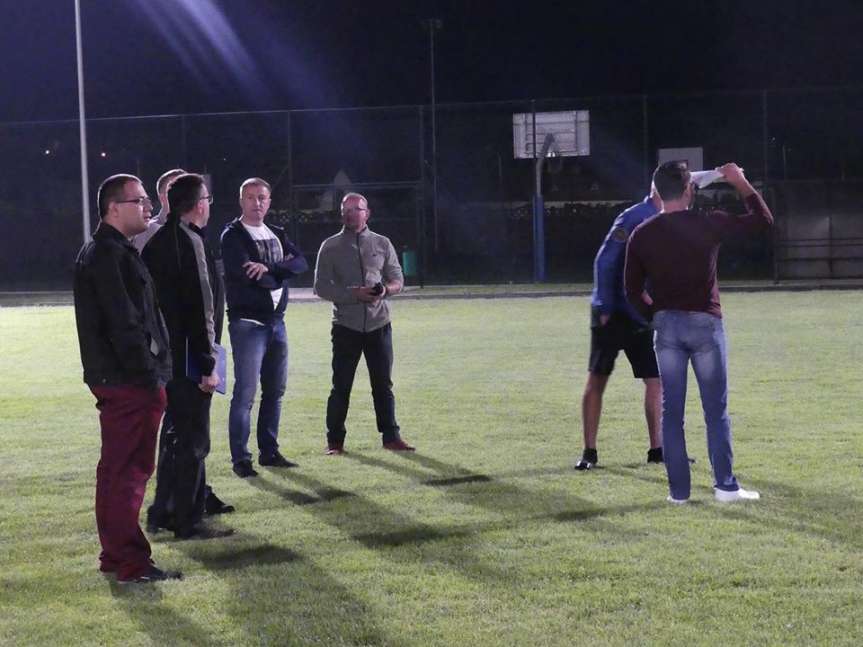 Światła i monitoring na stadionie w Skołyszynie