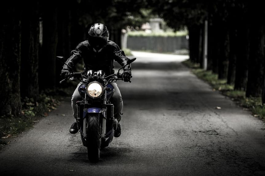 Tragiczny wypadek w Ropience. Zginął motocyklista Tragiczny wypadek w Ropience. Zginął motocyklista
