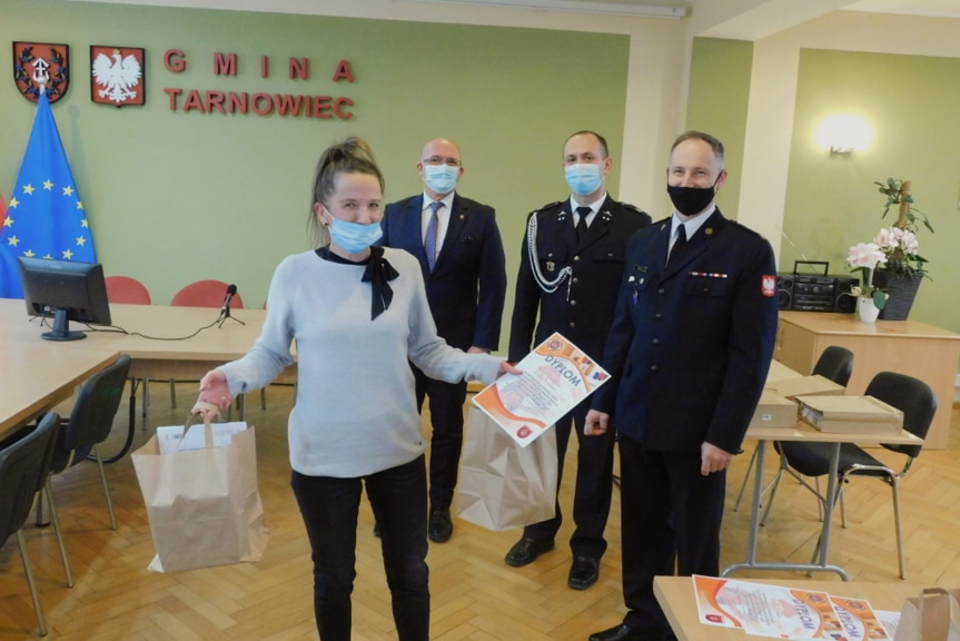 W Tarnowcu rozdano nagrody w Strażackim Konkursie Plastycznym