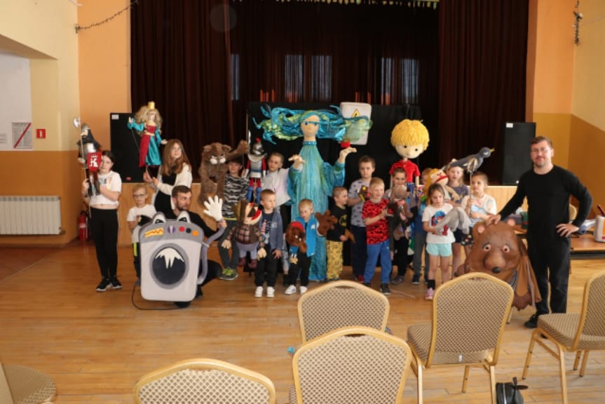 Warsztaty lalkowo - teatralne odbyły się w GOK w Osieku Jasielskim