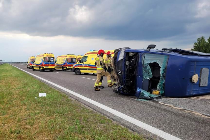 Wypadek na autostradzie A4 w Bratkowicach