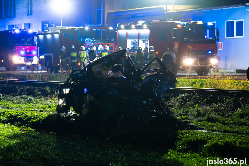 Zderzenie pociągu z samochodem osobowym w Przysiekach