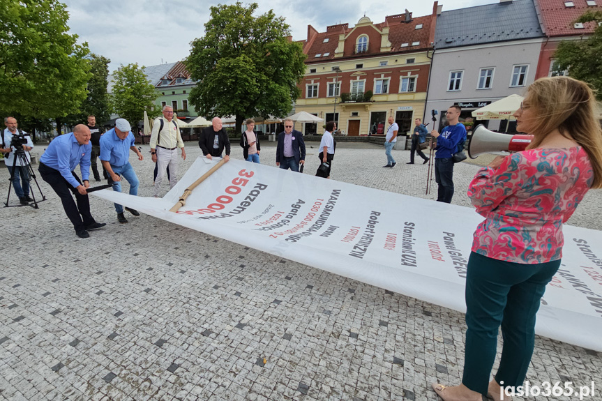 Akcja "Tłuste koty PiS" w Jaśle