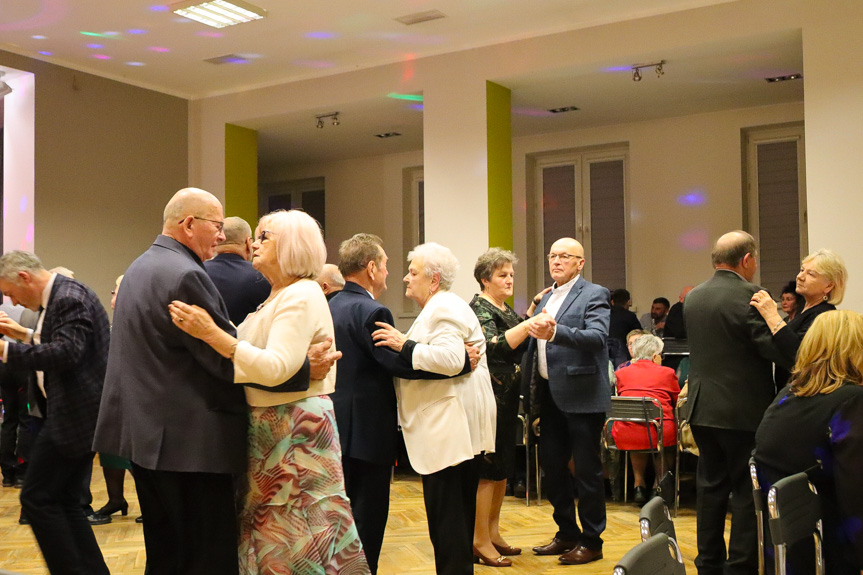 Bal Seniora w Tarnowcu 