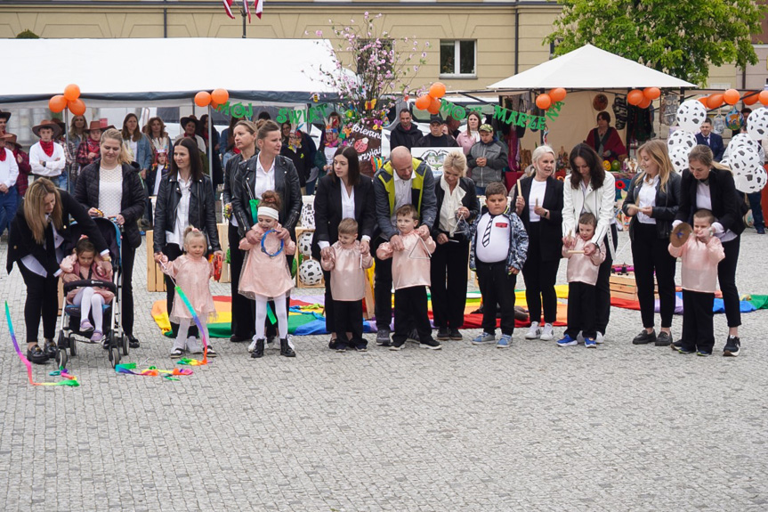 Dzień pełen uśmiechów i refleksji. Godność w Jaśle była najważniejsza