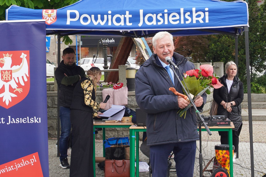 Dzień pełen uśmiechów i refleksji. Godność w Jaśle była najważniejsza