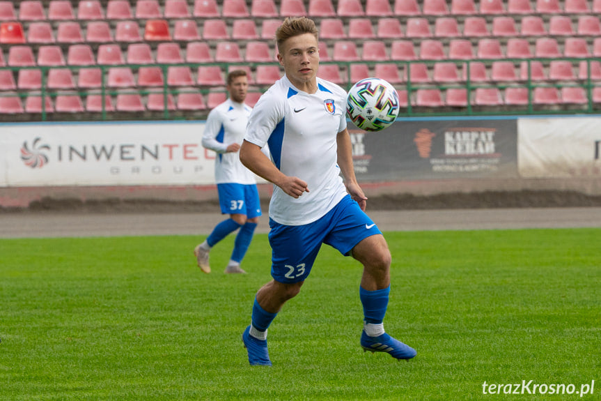GKS Team 17 Szebnie - K.S. Karpaty Krosno 0:11