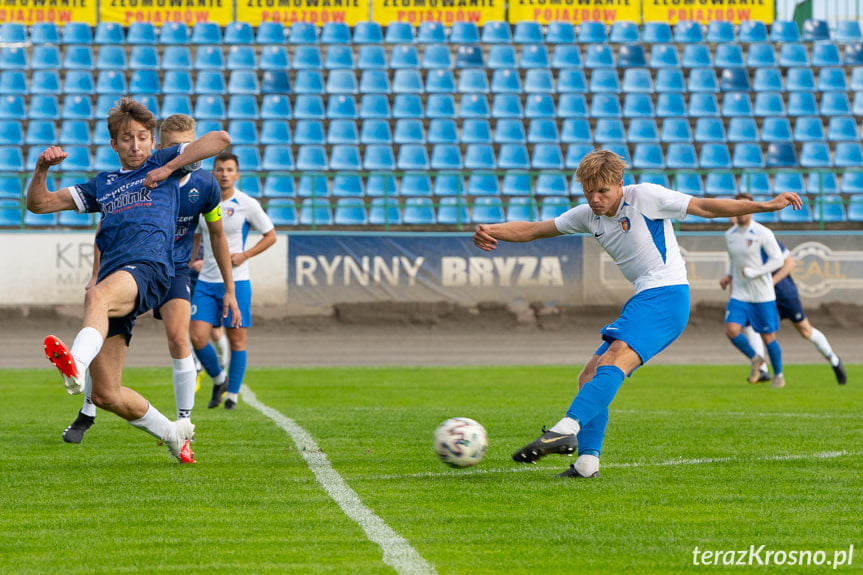 GKS Team 17 Szebnie - K.S. Karpaty Krosno 0:11