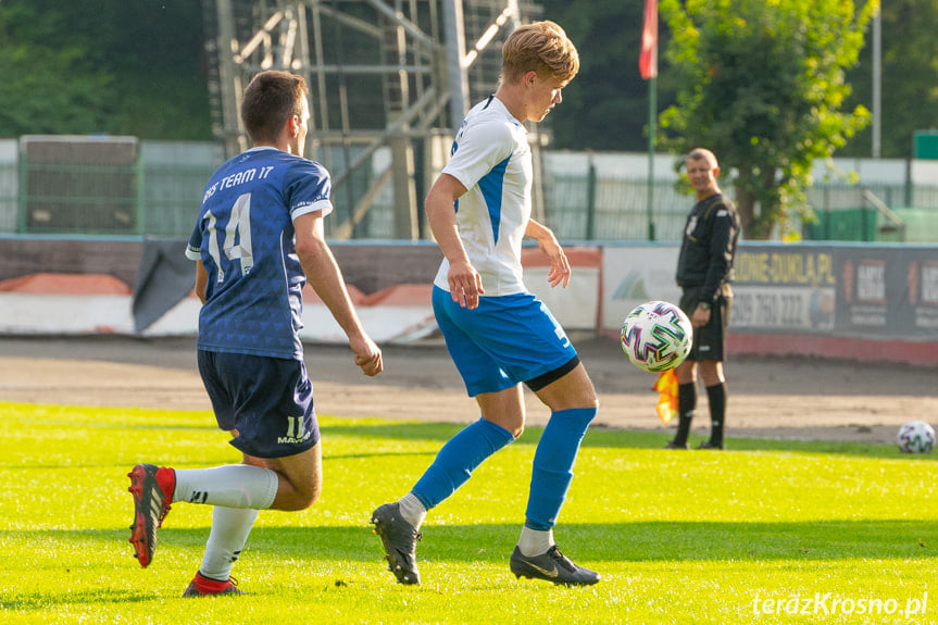 GKS Team 17 Szebnie - K.S. Karpaty Krosno 0:11