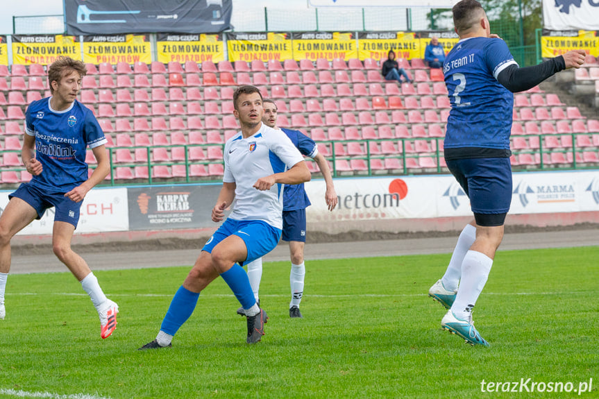 GKS Team 17 Szebnie - K.S. Karpaty Krosno 0:11
