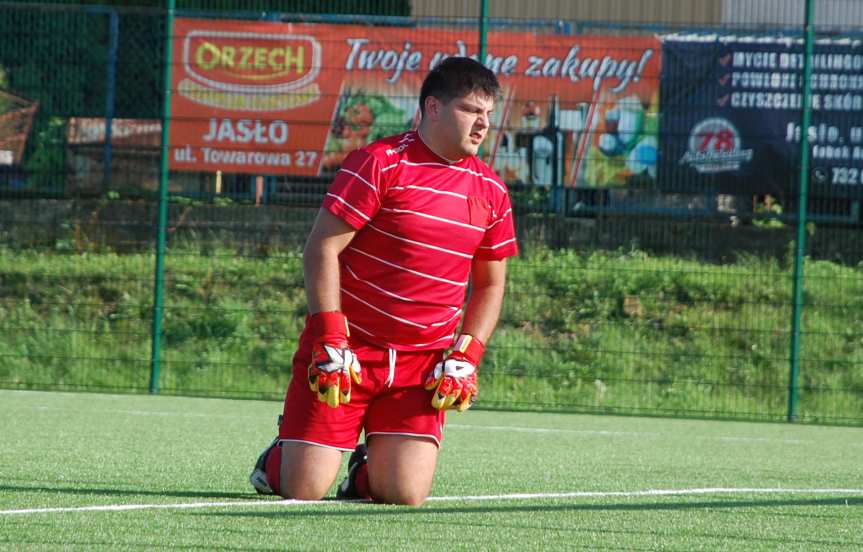 I runda PP: Czarni Jasło - Tempo Nienaszów 2-3