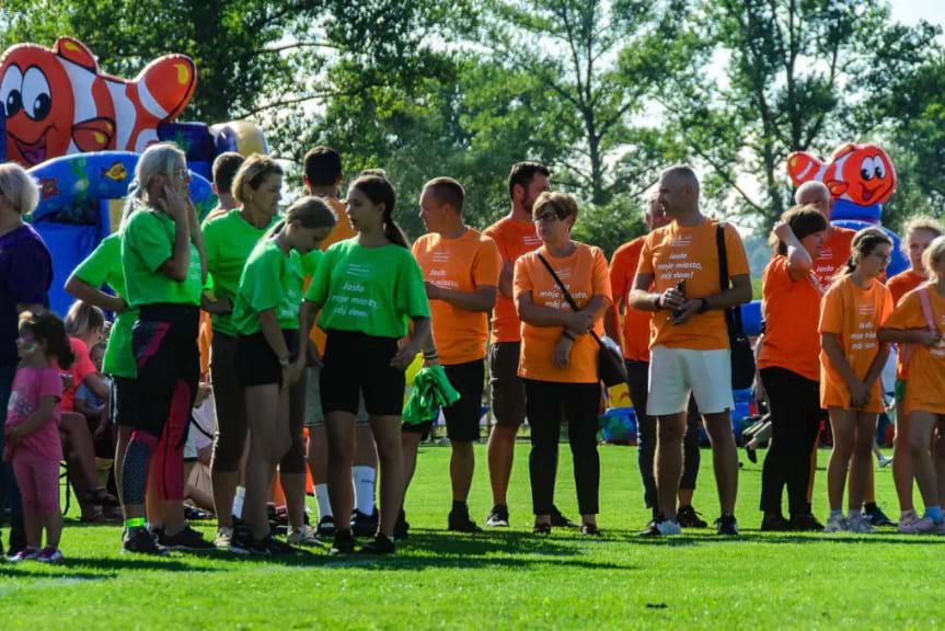 Integracja poprzez zabawę – piknik międzyosiedlowy w Jaśle
