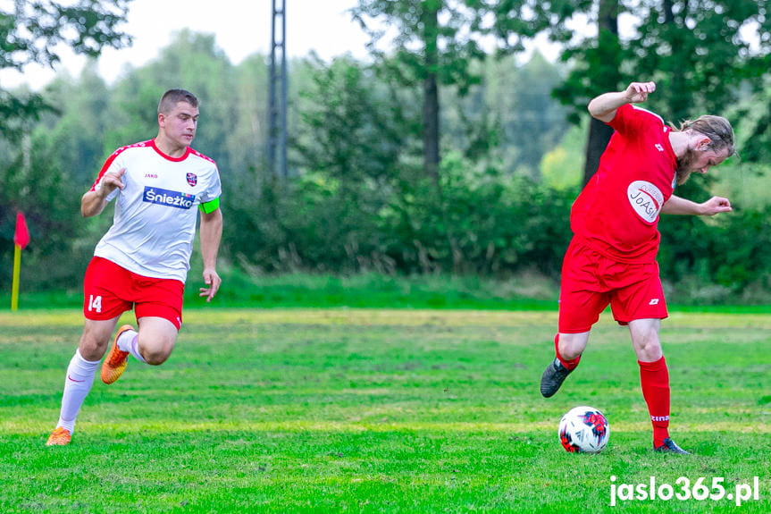Jasiołka Świerzowa Polska - Wisłoka Błażkowa 0:0