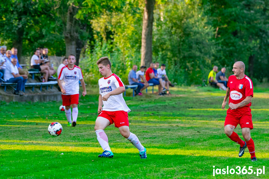 Jasiołka Świerzowa Polska - Wisłoka Błażkowa 0:0